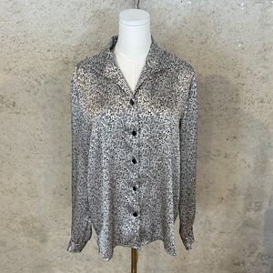 Y2K Worthington Button-Up Satin Blouse | Officecore | Minimalist | Size 6